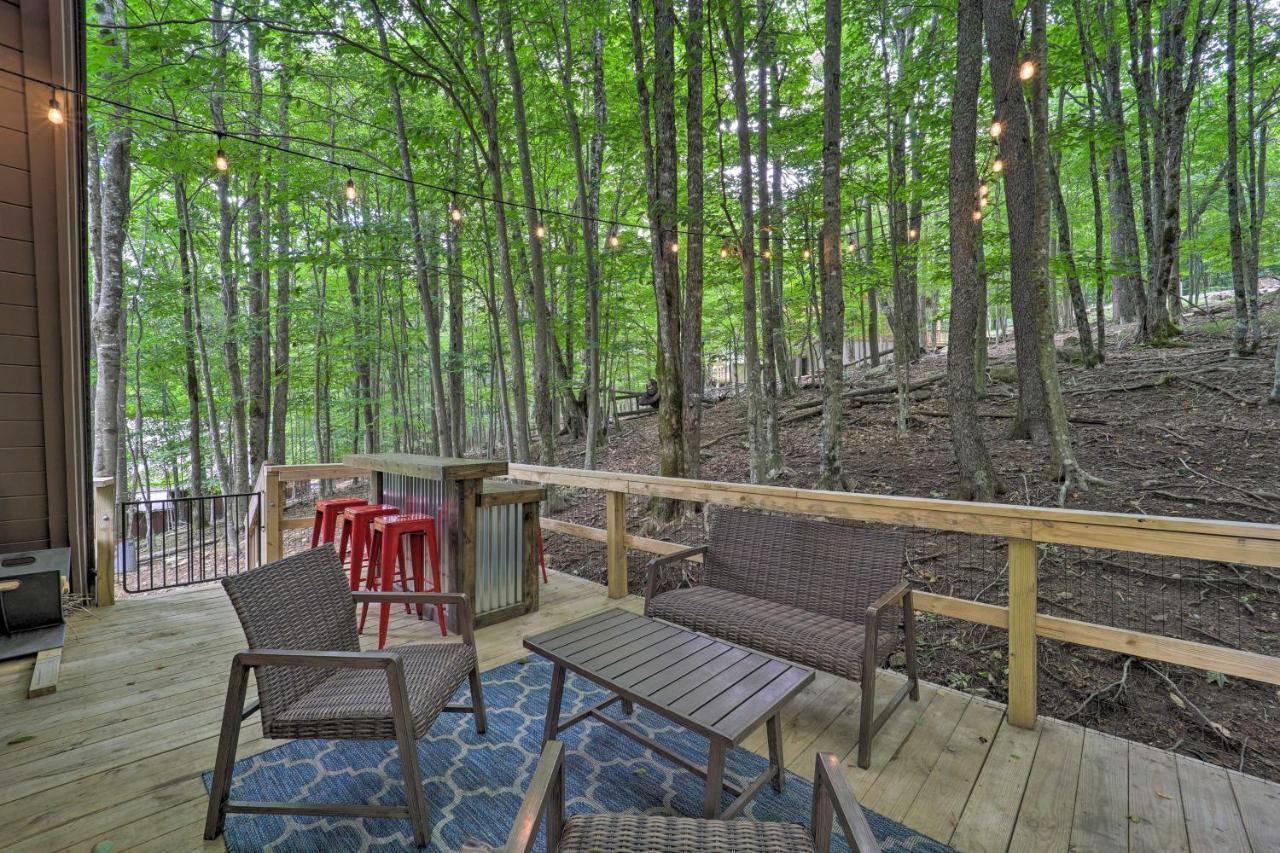 A-Frame Cabin With Hot Tub 1 Mi To Beech Mountain! Exterior photo